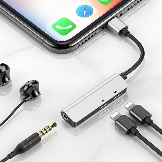 Adaptér BASEUS HF pre Apple Lightning 8-pin na 2x Apple Lightning 8-pin + Jack 3,5 mm L52 CALL52-91 strieborno-čierny