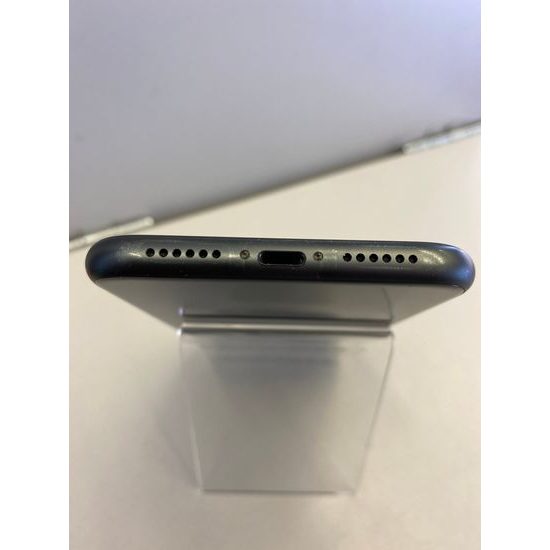 Apple iPhone 11 128GB černý - použitý (B)
