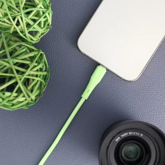 Nabíjecí / datový kabel USB-C - Lightning 1m zelený - Forcell F-Energy PD 3A 27W Silicone C346