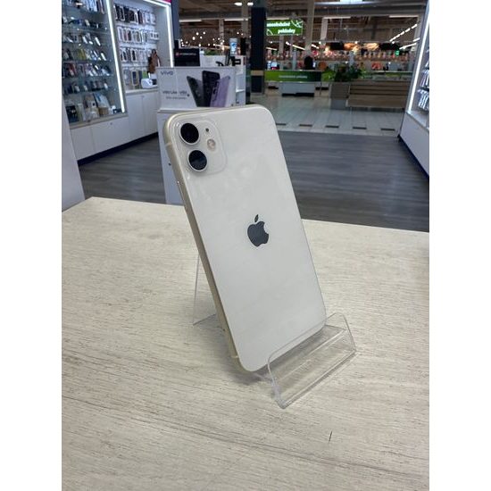 Apple iPhone 11 64GB bílý - použitý (A-)