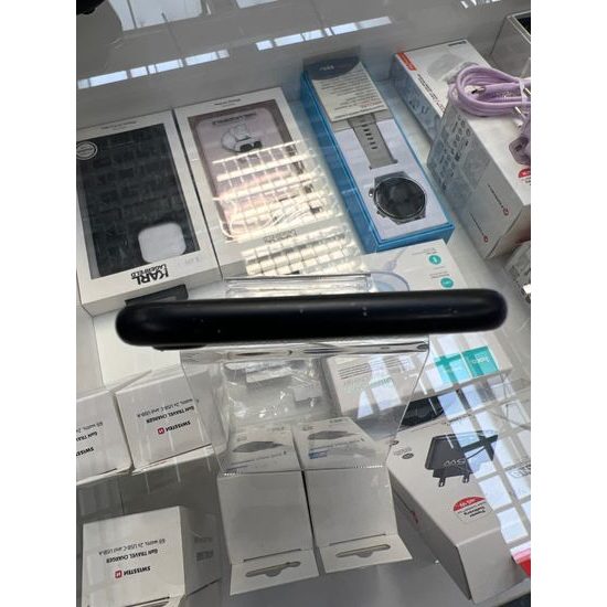 Apple iPhone SE 2020 64GB černá - použitý (B-)