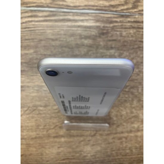 Apple iPhone SE 2022 64GB bílý - použitý (A+)