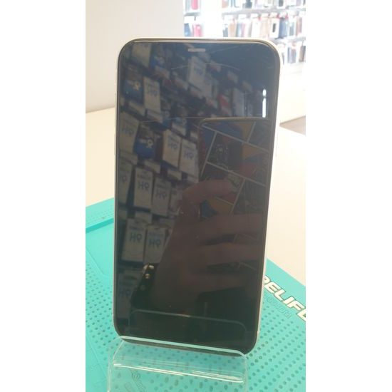 Apple iPhone 11 256GB bílý - použitý (C)