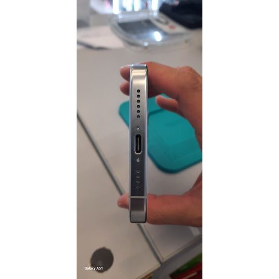 Apple iPhone 16 Pro Max 256GB bílý - použitý (C)