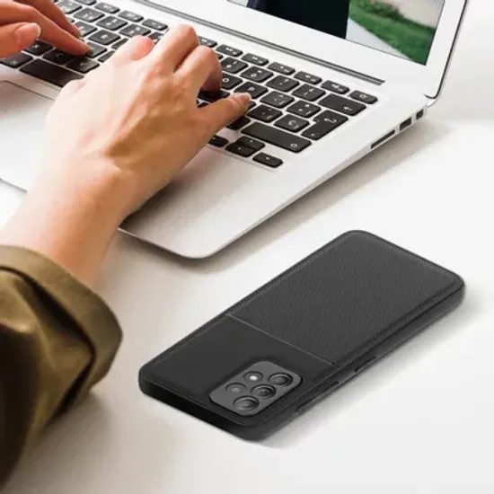 Obal / kryt na Samsung Galaxy S25 FE černý - Noble Case