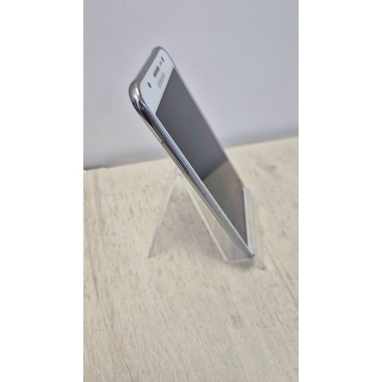Samsung Galaxy J5 1,5GB/8GB bílý - použitý (B-)