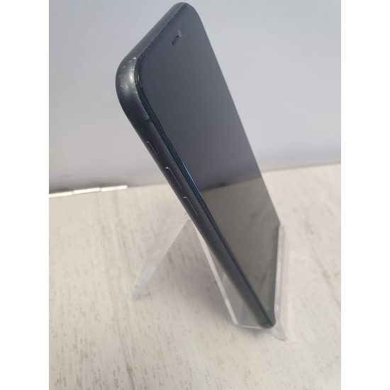 Apple iPhone 11 128GB černý - použitý (B-)