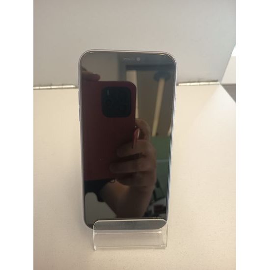 Apple iPhone 11 128 GB fialový - použitý (B)