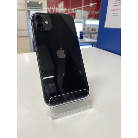 Apple iPhone 11 64GB černý - použitý (A-)