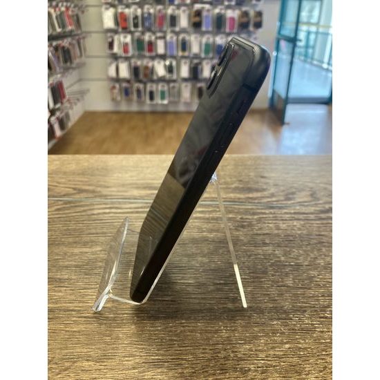 Apple iPhone 11 64GB černý - použitý (C)