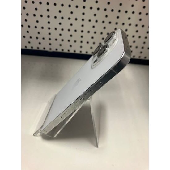 Apple iPhone 16 Pro 128GB bílý - použitý (C)