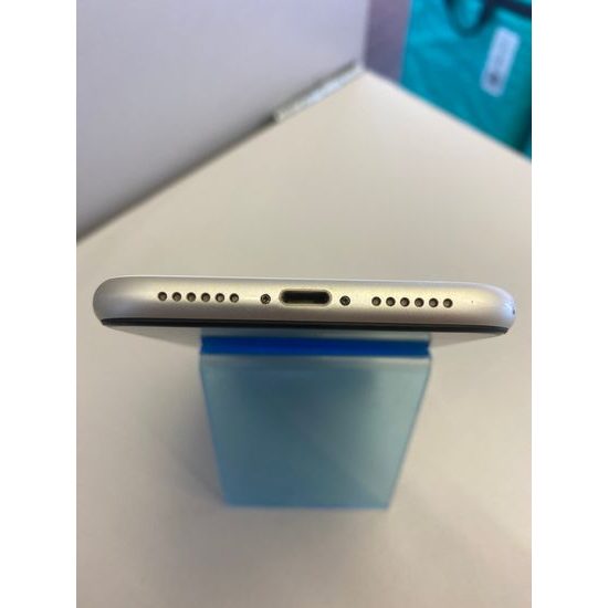 Apple iPhone 11 128GB bílý - použitý (B)