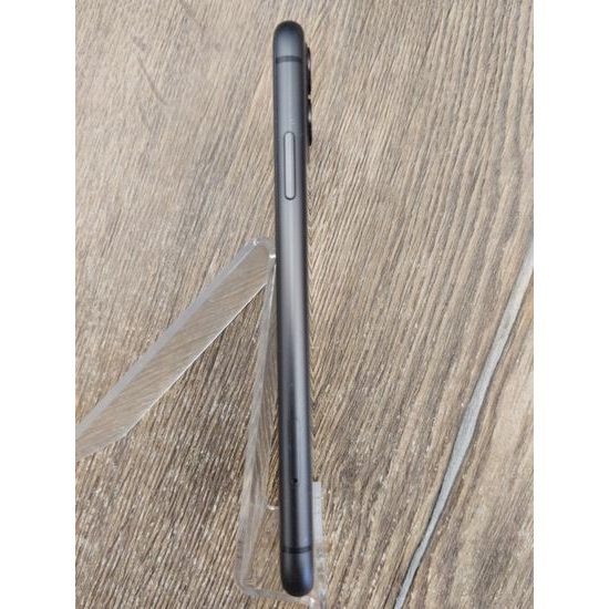 Apple iPhone 11 64GB černý - použitý (C)