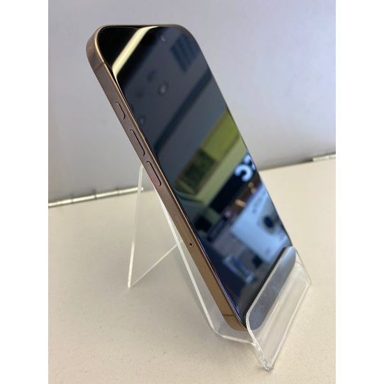 Apple iPhone 16 Pro 1TB béžový - použitý (A)