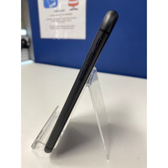 Apple iPhone 11 64GB černý - použitý (A)