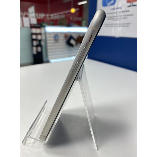 Apple iPhone 11 128GB bílá - použitý (B)