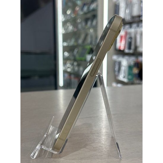 Apple iPhone 15 256GB - použitý (A-)