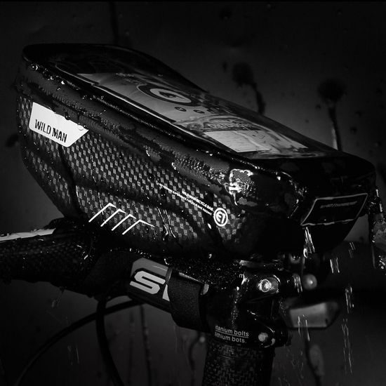 Držák na kolo pro mobilní telefony 4 "- 7"