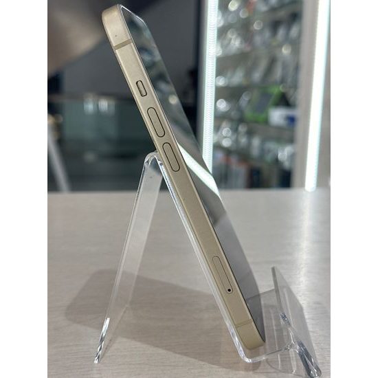 Apple iPhone 15 256GB - použitý (A-)