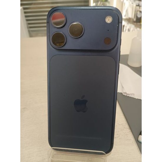 Apple iPhone 17 Pro Max 256GB modrý - Použitý (B)