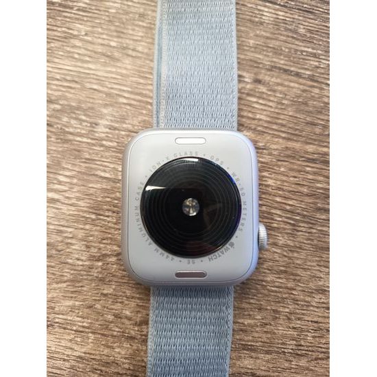 Hodinky Apple Watch SE 2 44mm Stříbrné - použité (A)
