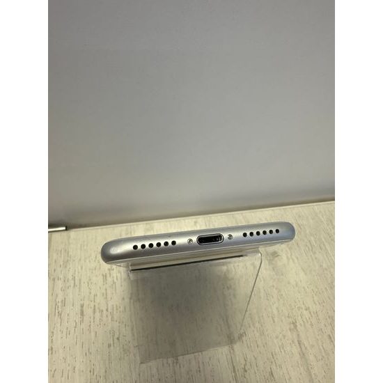 Apple iPhone 8 64GB bílý - použitý (B)