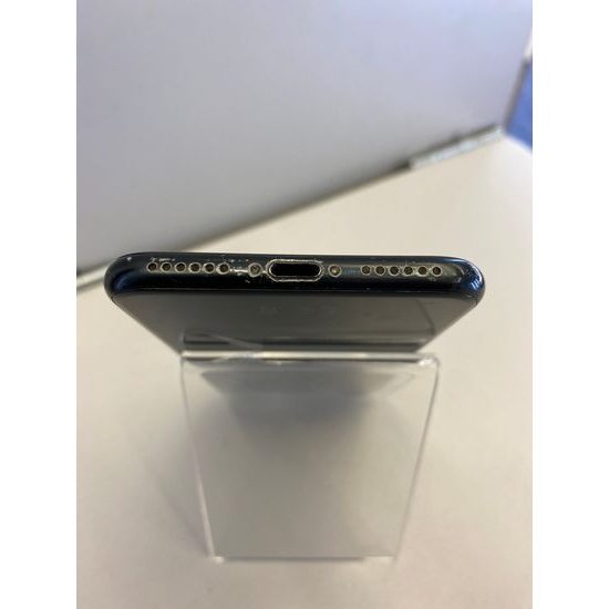 Apple iPhone SE 2020 64GB černý - použitý (C)