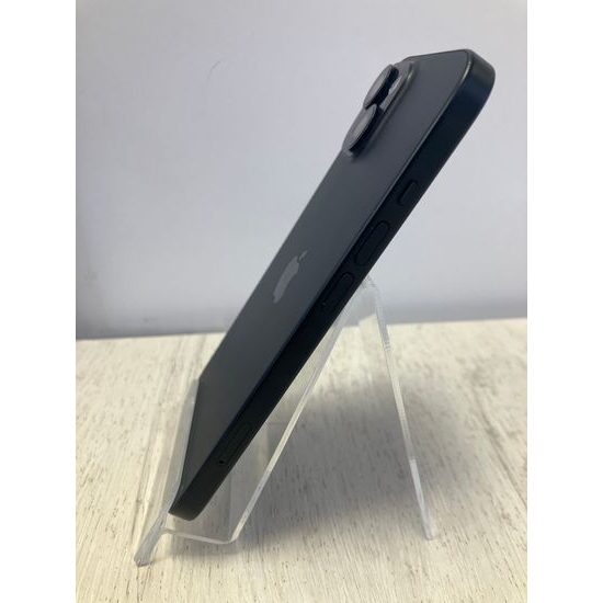 Apple iPhone 15 128GB černý - použitý (B-)
