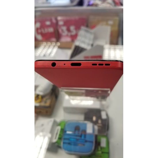 Motorola G35 5G 256GB červený - (A) použitý