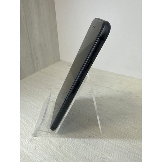 Apple iPhone SE 2020 64GB černý - použitý (A)