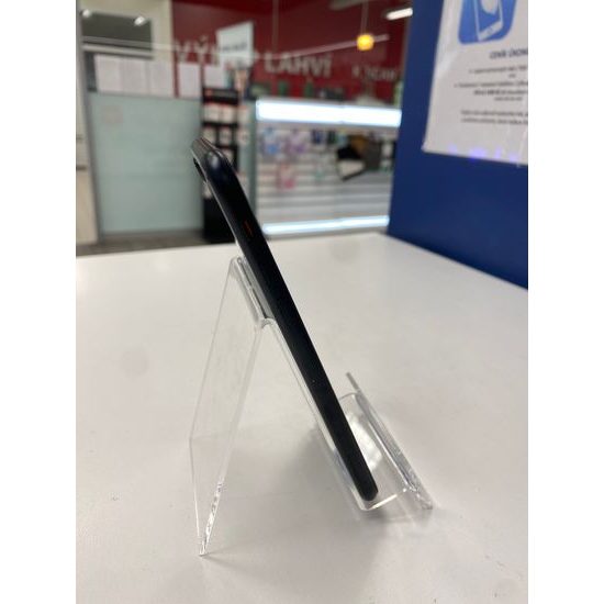 Apple iPhone SE 2022 128GB černý - použitý (B)