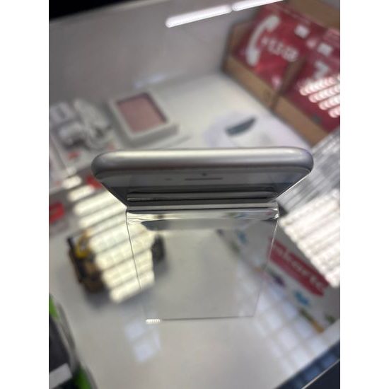 Apple iPhone 8 64GB Bílá - použitý (C)