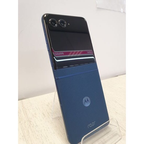 Motorola Razr 60 12GB/256GB modrý - použitý (A-)