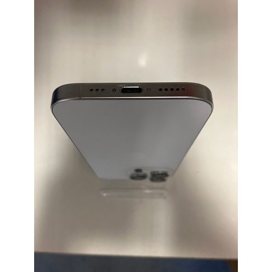 Apple iPhone 16 Pro 128GB bílý - použitý (C)