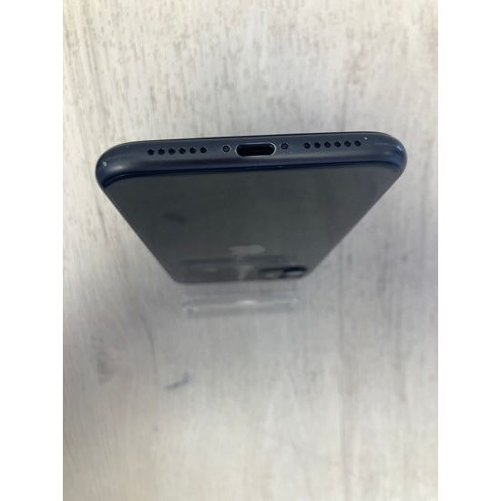 Apple iPhone 11 3GB/64GB černý - použitý (C)