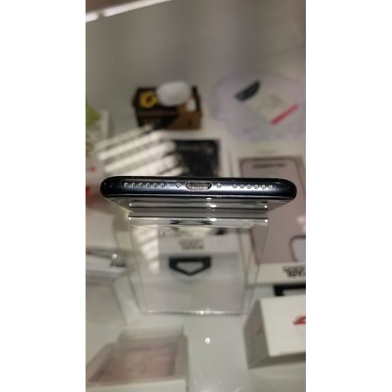 Apple iPhone SE 2020 64GB černý - použitý (C)