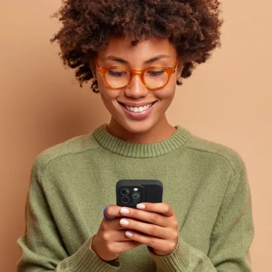 Obal / kryt na Apple iPhone 16e černý - Roar Luna case