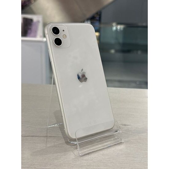 Apple iPhone 11 64GB bílý - použitý (B-)