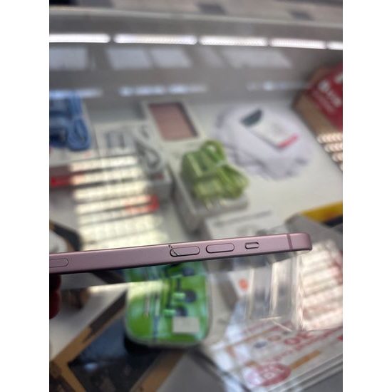 Apple iPhone 15 256GB - použitý (C)