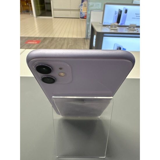 Apple iPhone 11 64GB fialový - použitý (A-)