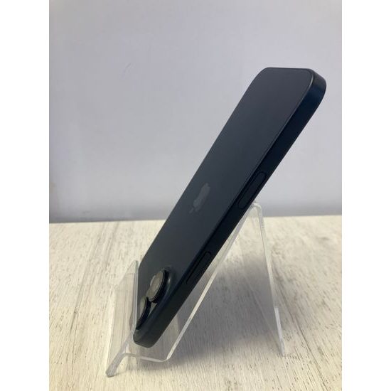 Apple iPhone 16 128GB černý - použitý (A+)