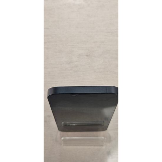 Apple iPhone 16e 128GB černý - Zánovní