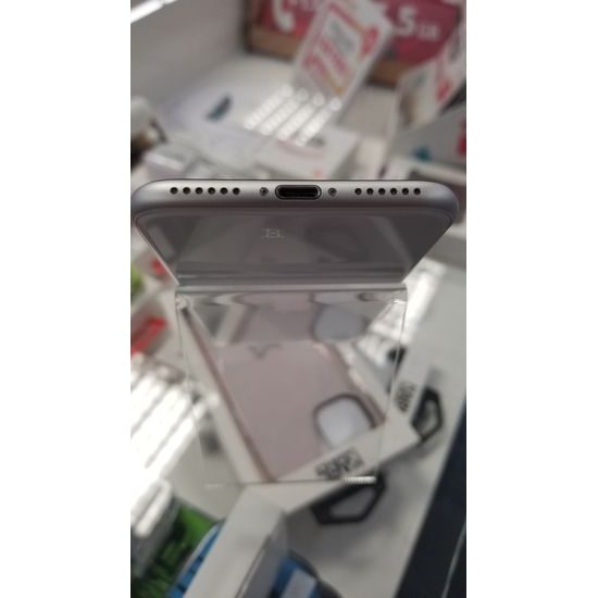 Apple iPhone SE 2020 64GB bílý - použitý (B)