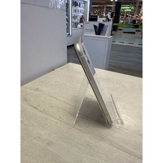 Apple iPhone 11 64GB bílý - použitý (A-)