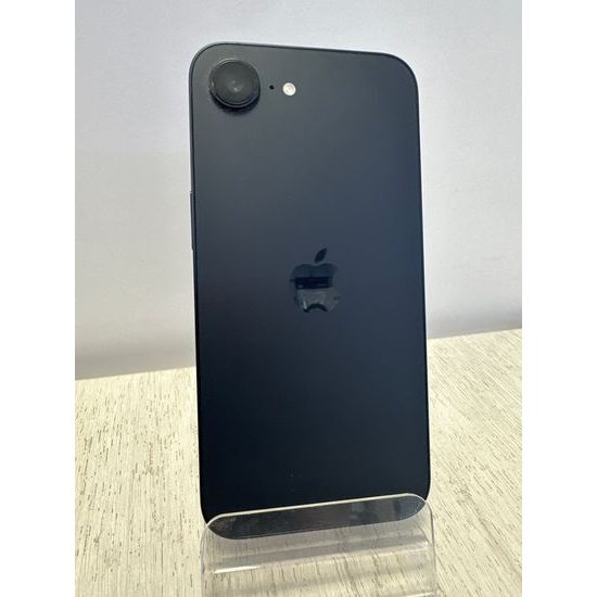 Apple iPhone 16e 128GB černý - použitý (A)