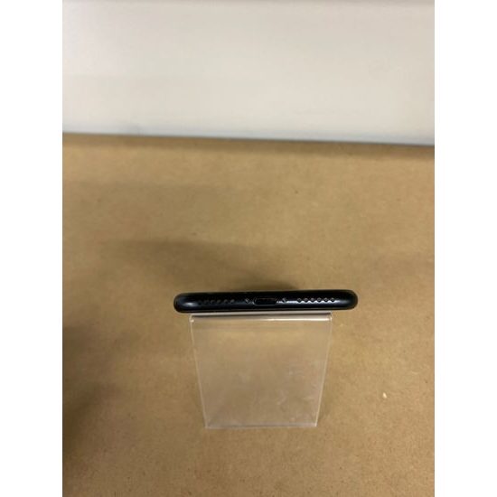 Apple iPhone SE 2020 128 GB černý - použitý (B)