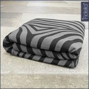 FIDELLA SHEBRA CLASSIC LIMITOVANÁ EDICE - FIDELLA{% if kategorie.adresa_nazvy[0] != zbozi.kategorie.nazev %} - ŠÁTKY{% endif %}