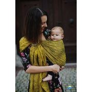 LITTLE FROG RING SLING - LEMON WILDNESS - M - LITTLE FROG /BELOVED SLINGS RING SLING{% if kategorie.adresa_nazvy[0] != zbozi.kategorie.nazev %} - ŠÁTKY{% endif %}