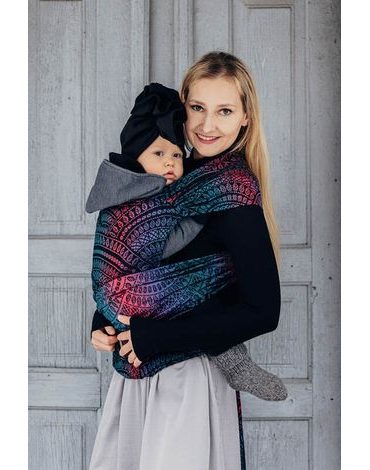 LennyHybrid nosítko Standard - PEACOCK'S TAIL - BLACK OPAL (merino, hedvábí, kašmír)