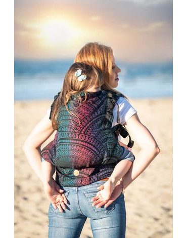 LennyPreschool nosítko - PEACOCK'S TAIL - BLACK OPAL (merino, hedvábí, kašmír)